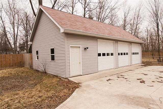 1733 Reckeweg Road Fort Wayne, IN 46804 - Photo 5 of 22