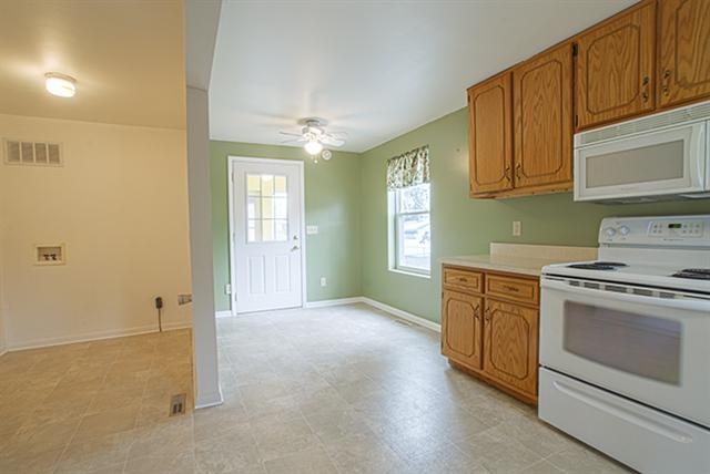 1733 Reckeweg Road Fort Wayne, IN 46804 - Photo 8 of 22