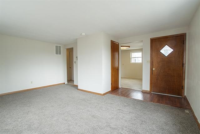 1733 Reckeweg Road Fort Wayne, IN 46804 - Photo 9 of 22