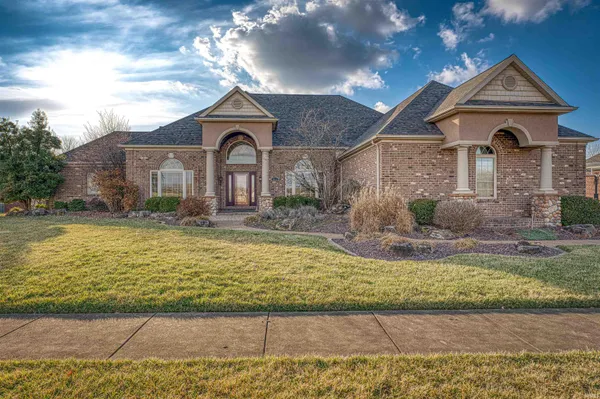 $999,900 | 1811 County Road 600 West, Newburgh, IN 47630