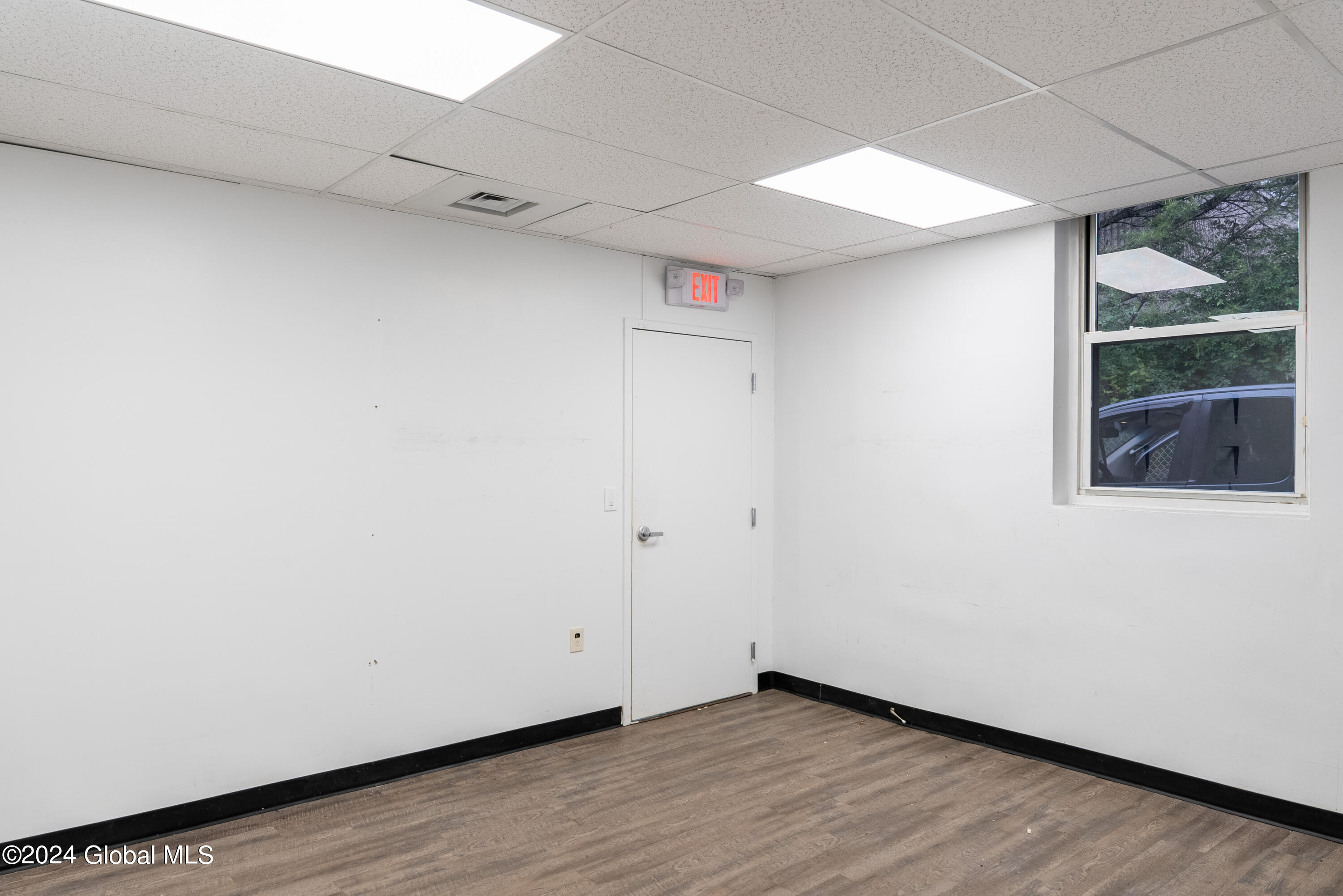 8 Nolan Road Albany, NY 12205 - Photo 14 of 21 0061