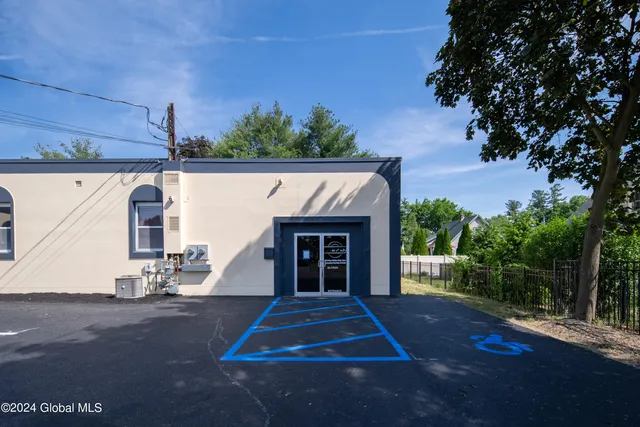 $4,750 | 8 Nolan Road, Albany, NY 12205