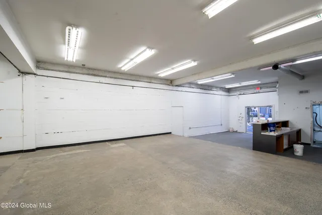 $4,750 | 8 Nolan Road, Albany, NY 12205