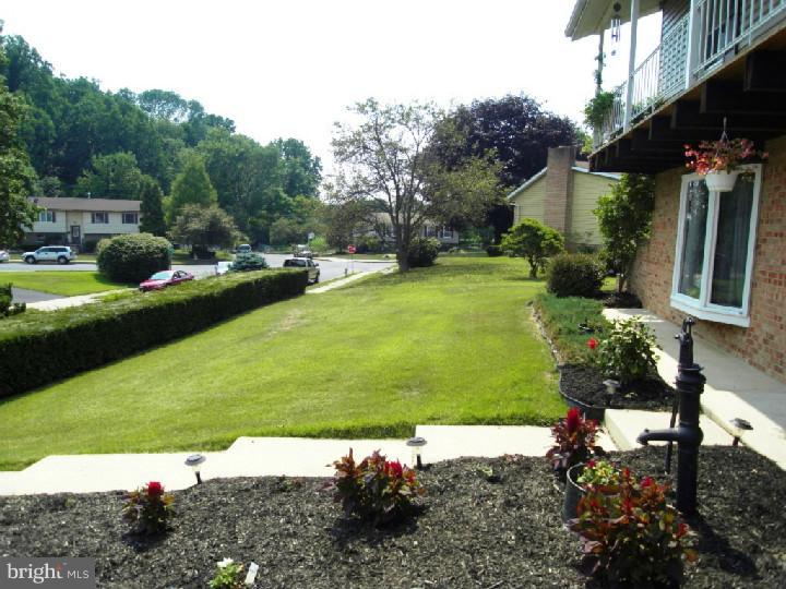 323 Ernst Road Reading, PA 19601 - Photo 2 of 22