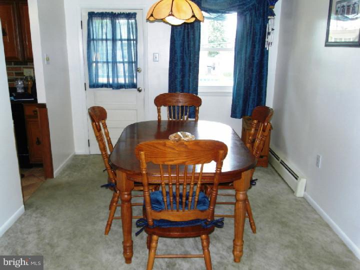 323 Ernst Road Reading, PA 19601 - Photo 7 of 22