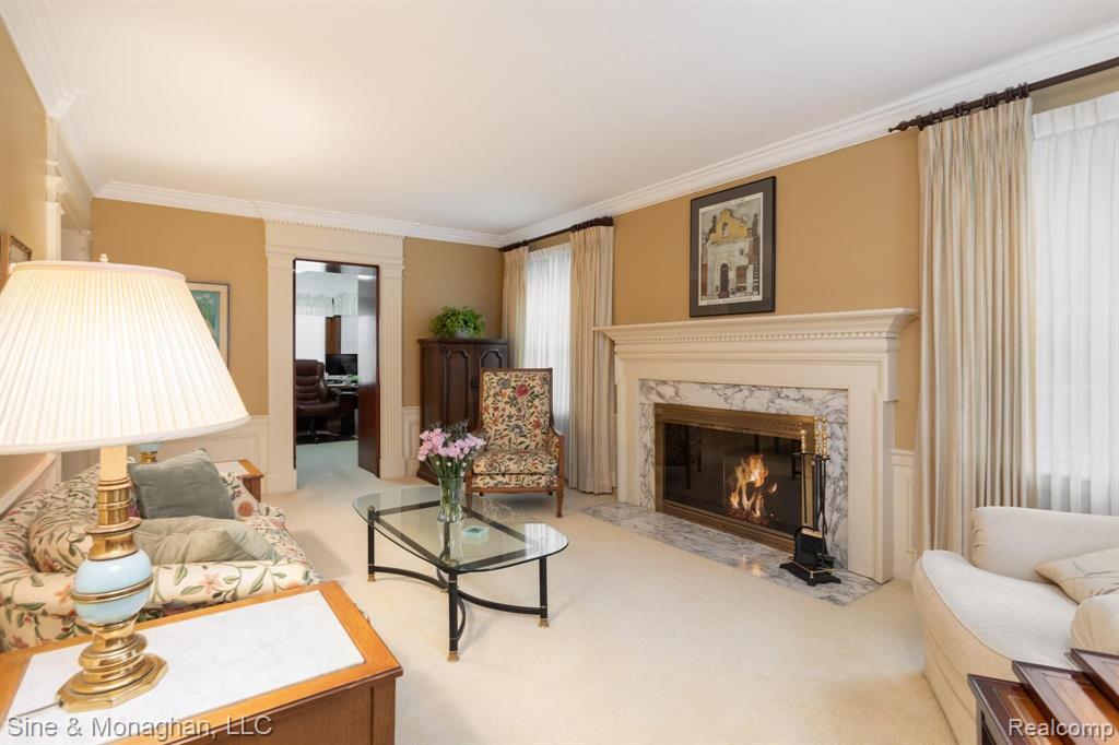 1747 Littlestone Road Grosse Pointe Woods, MI 48236 - Photo 4 of 22