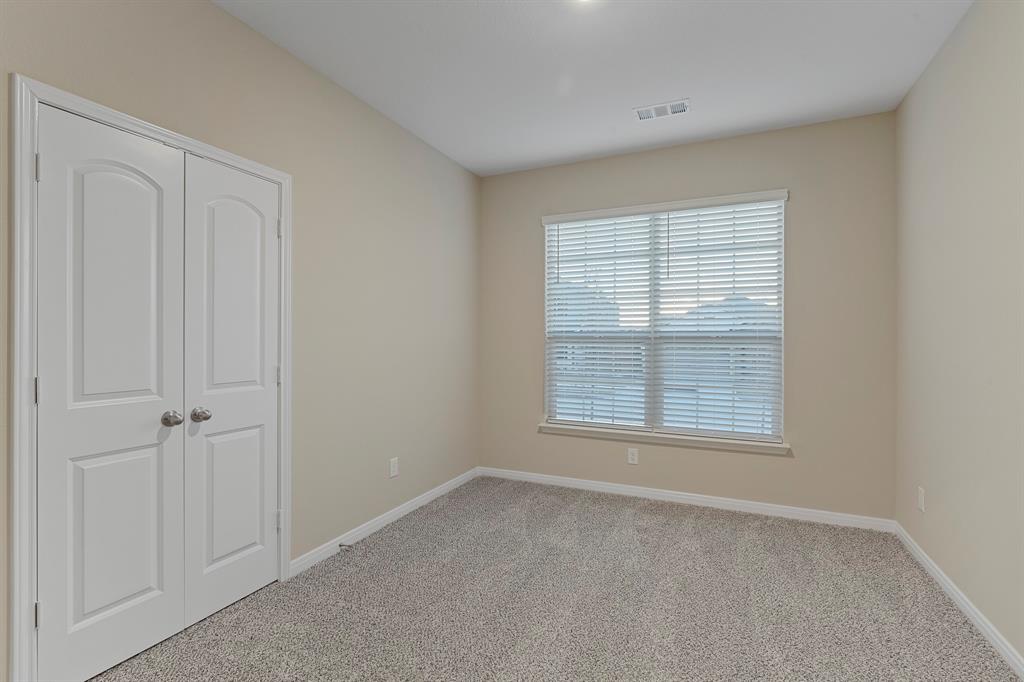 4712 Conley Lane Denton, TX 76207 - Photo 11 of 21