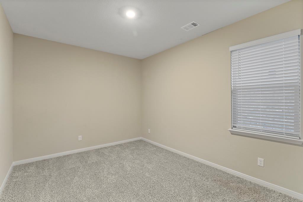 4712 Conley Lane Denton, TX 76207 - Photo 13 of 21