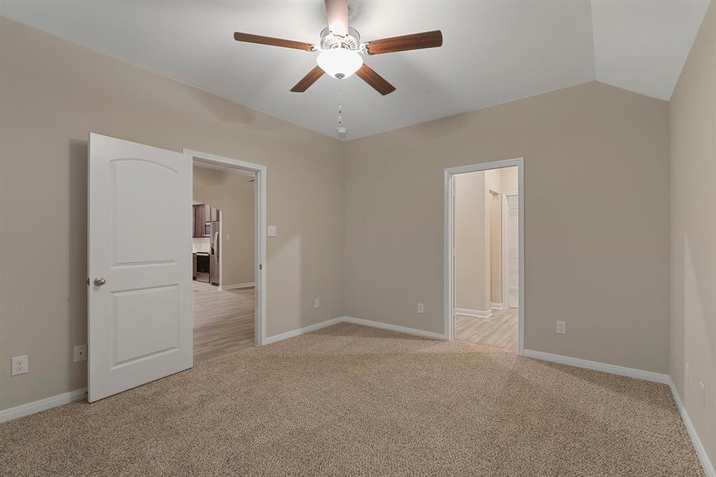 4712 Conley Lane Denton, TX 76207 - Photo 14 of 21