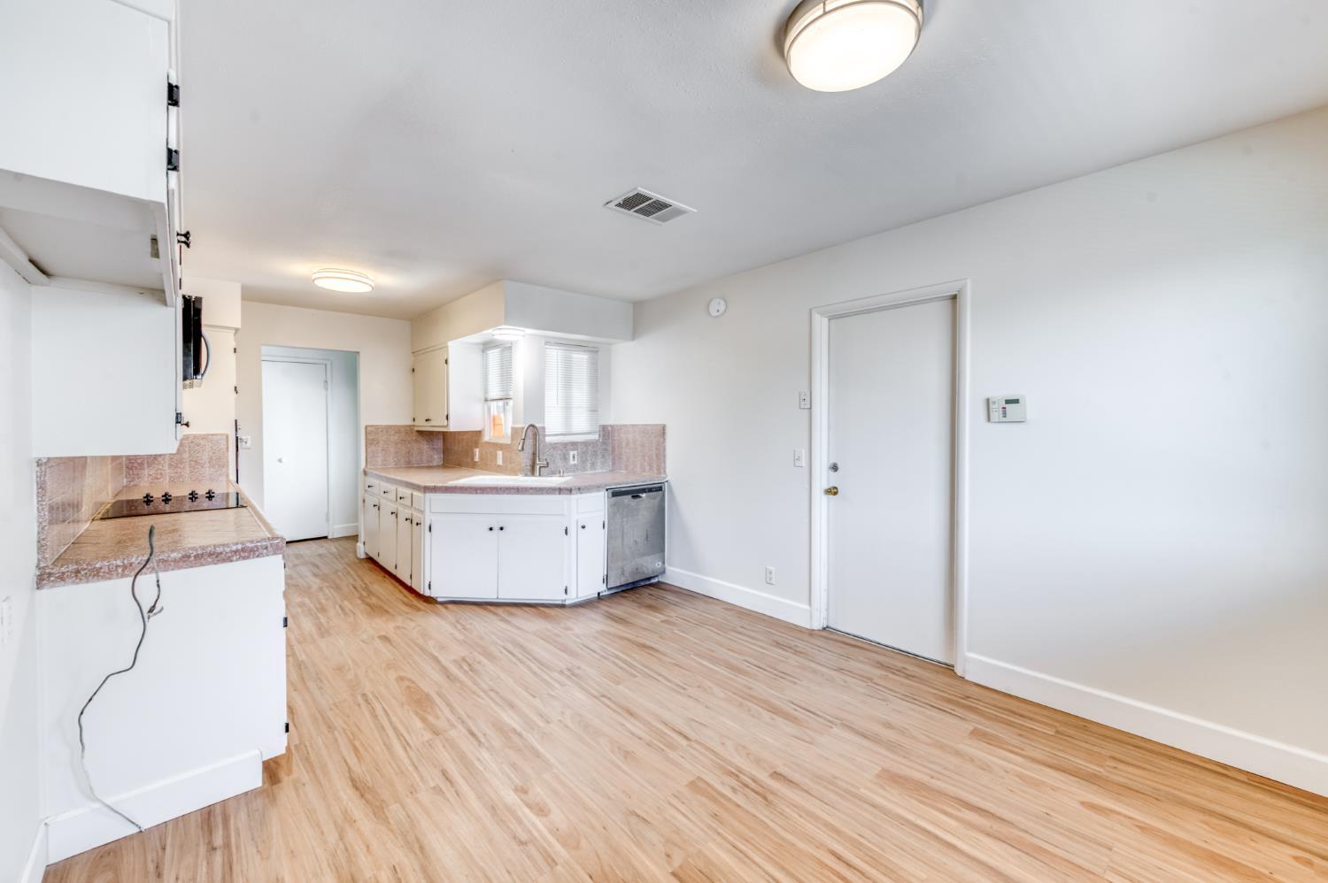 1509 Harding Avenue Chowchilla, CA 93610 - Photo 11 of 33