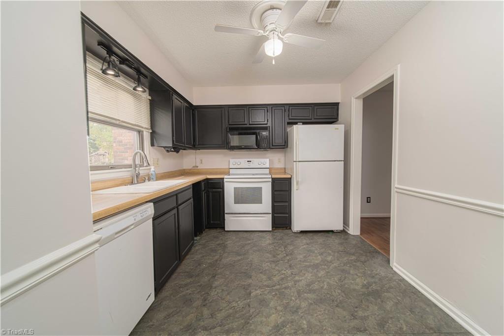 3837 Johnson Street, Unit B High Point, NC 27265 - Photo 10 of 23