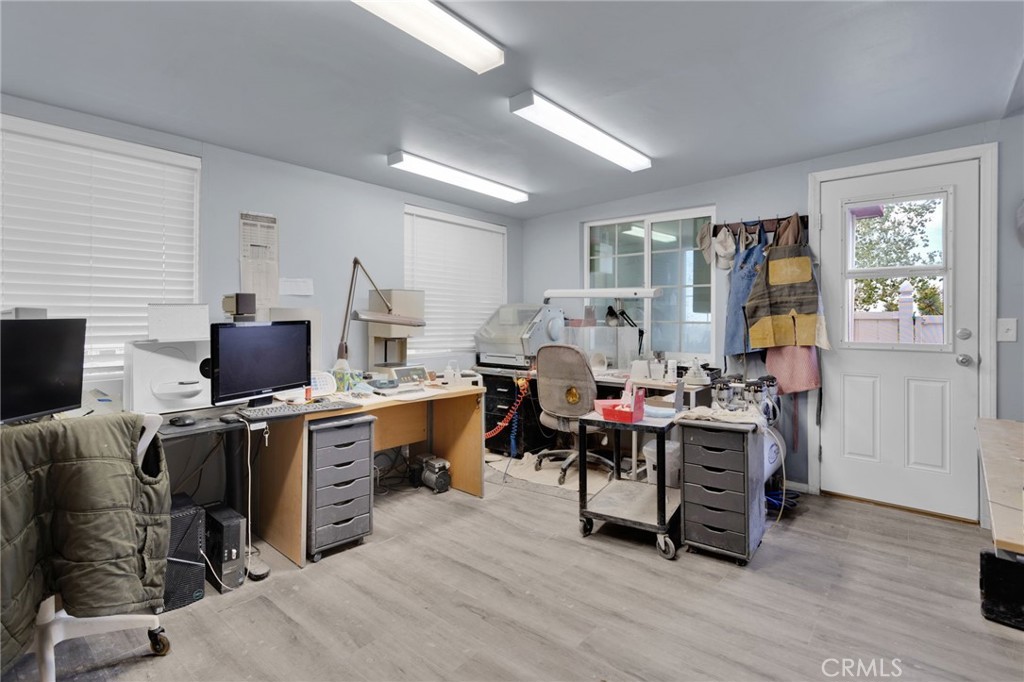 9224 Beekley Road Phelan, CA 92371 - Photo 16 of 52