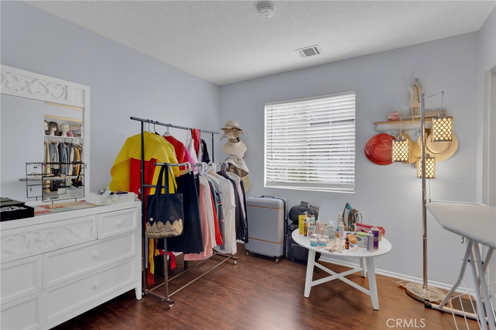 9224 Beekley Road Phelan, CA 92371 - Photo 26 of 52 a view of a room with gym equipment