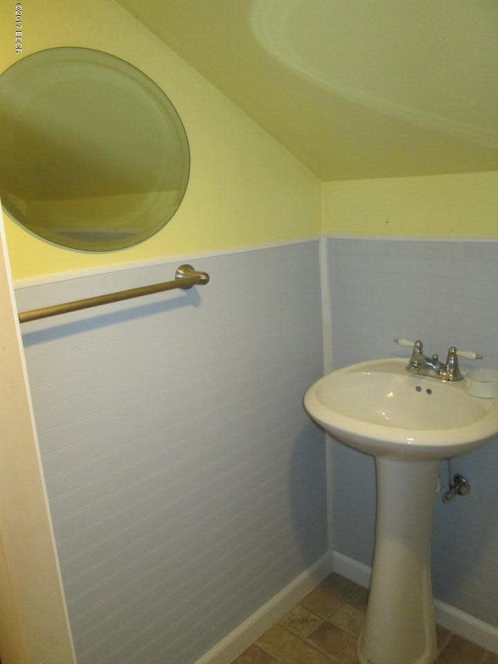 16486 Pittsburg Road Pittsburg, IL 62974 - Photo 12 of 25