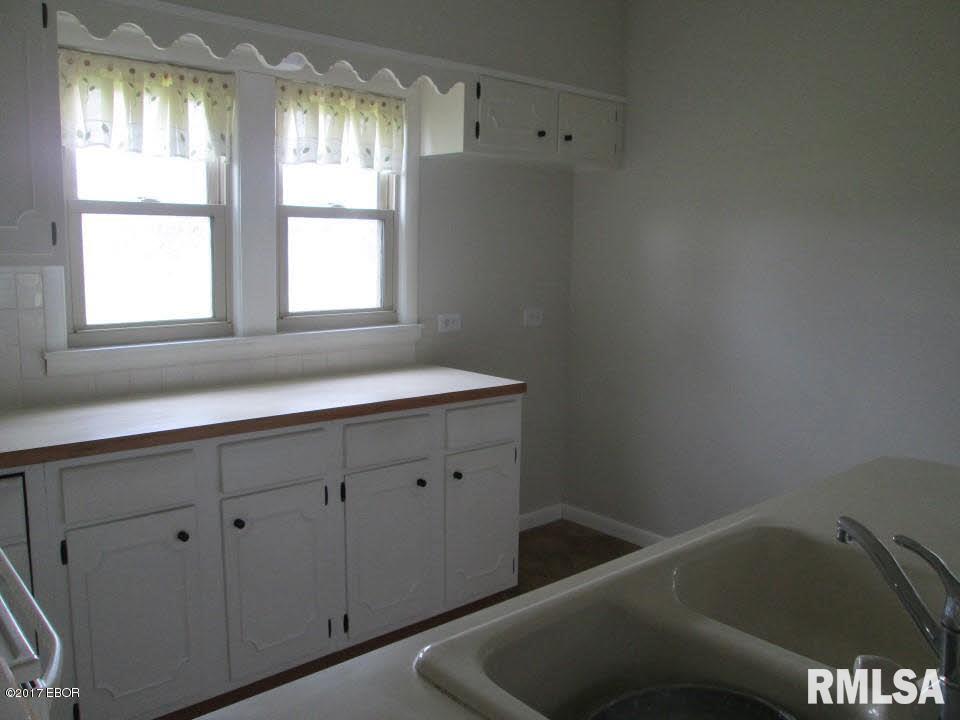 16486 Pittsburg Road Pittsburg, IL 62974 - Photo 17 of 25