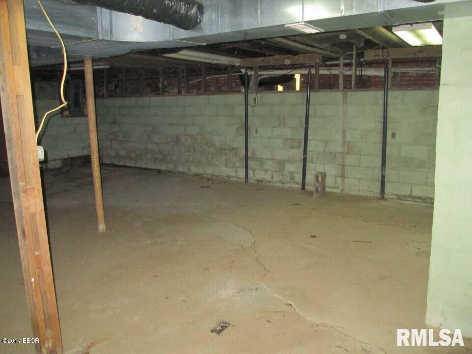 16486 Pittsburg Road Pittsburg, IL 62974 - Photo 19 of 25