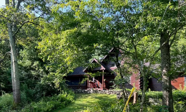 $3,750 | 5451 River Road, Arlington, VT 05250