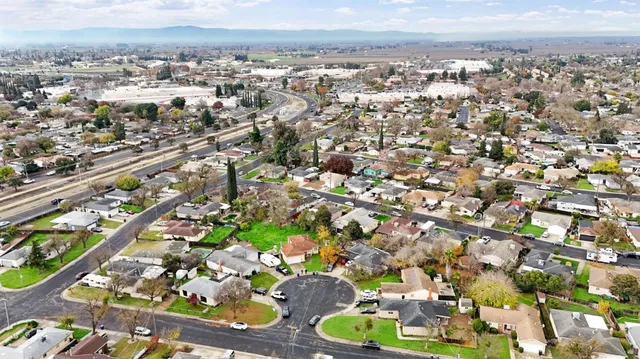 $339,900 | 1915 Tracy Court, Modesto, CA 95350