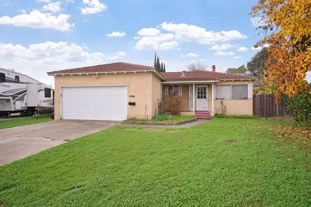 $339,900 | 1915 Tracy Court, Modesto, CA 95350