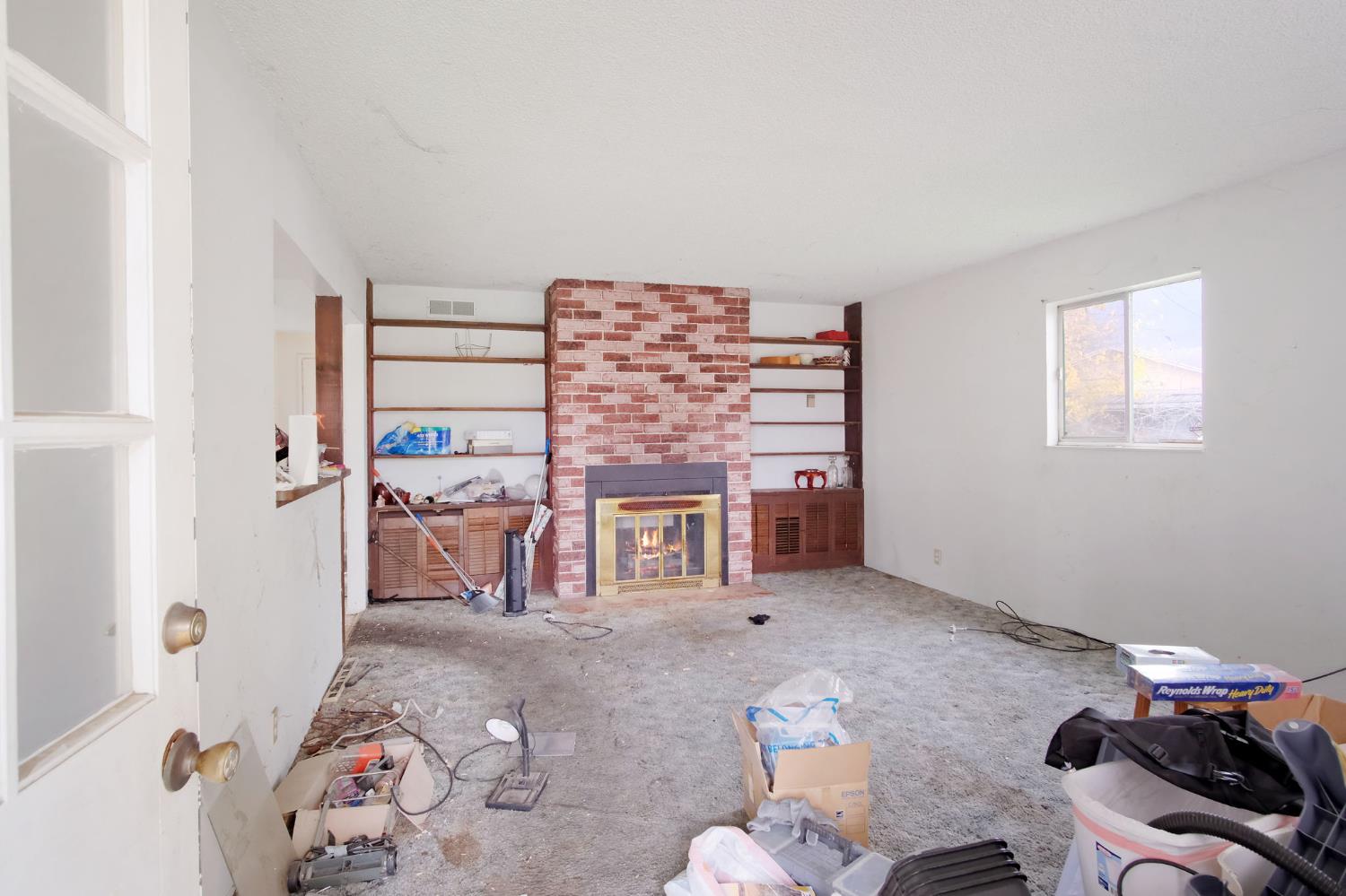 1915 Tracy Court Modesto, CA 95350 - Photo 5 of 31