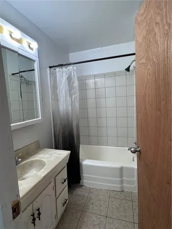 $900 | 417 5th Street, Donora, PA 15033