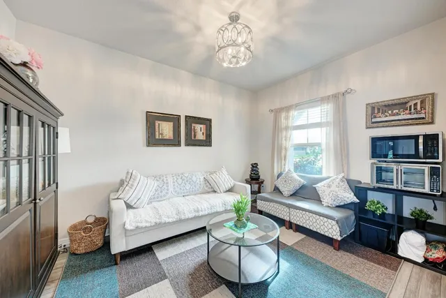 $2,950 | 1646 Homestead Farms Drive, Round Rock, TX 78665