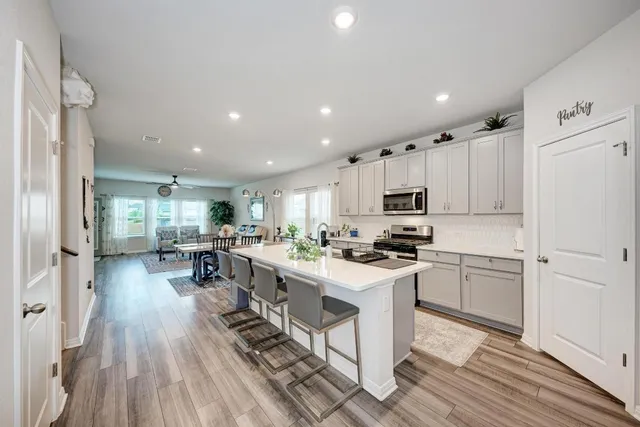 $2,950 | 1646 Homestead Farms Drive, Round Rock, TX 78665