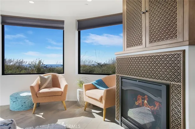 a close view of sink