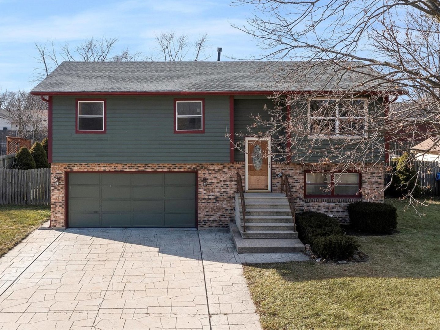 100 Augusta Road Oswego, IL 60543 - Photo 1 of 30 Gallery Image 1