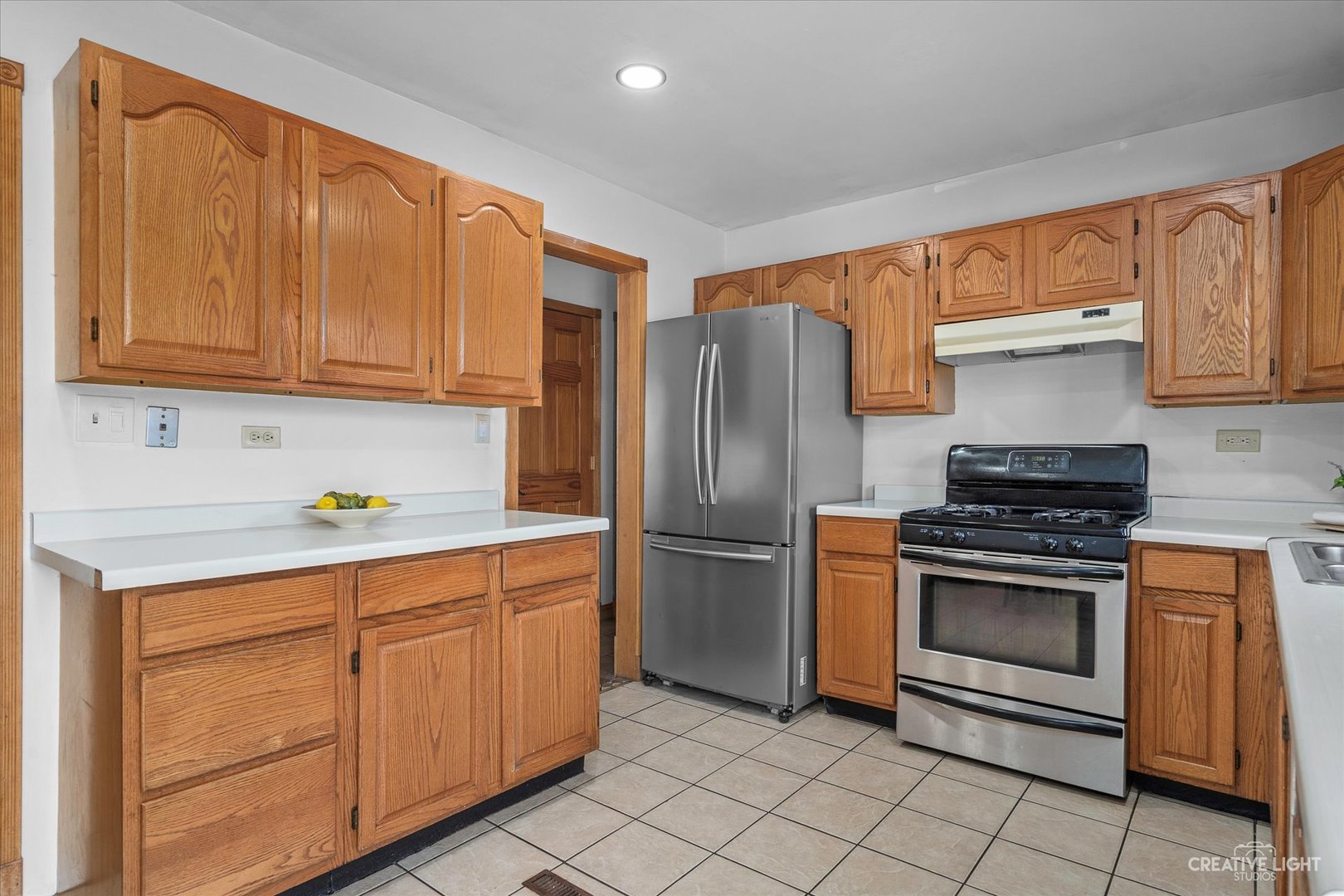100 Augusta Road Oswego, IL 60543 - Photo 8 of 30 Gallery Image 8