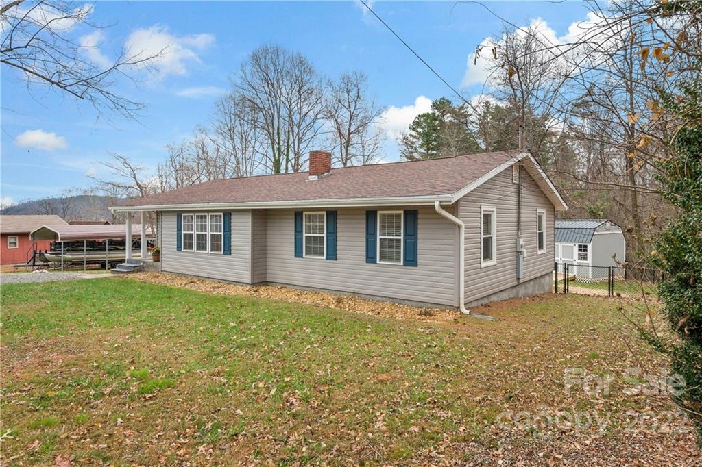 181 Hill Road Marion, NC 28752 - Photo 3 of 35 Gallery Image 3