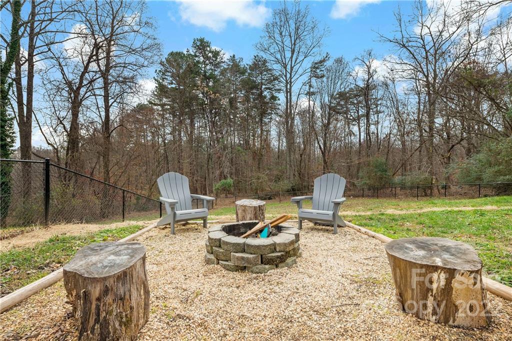181 Hill Road Marion, NC 28752 - Photo 31 of 35 Gallery Image 31
