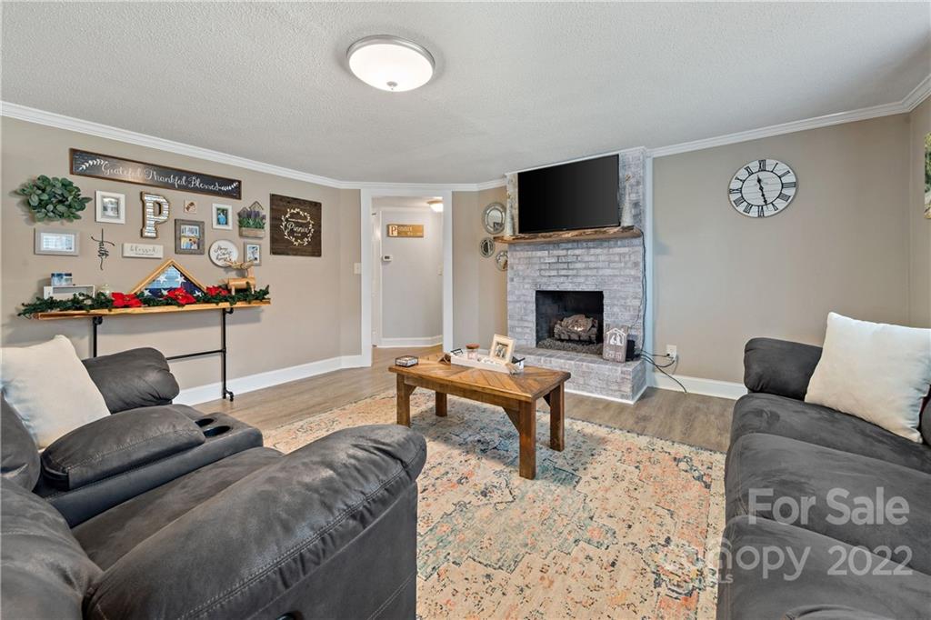 181 Hill Road Marion, NC 28752 - Photo 7 of 35 Gallery Image 7
