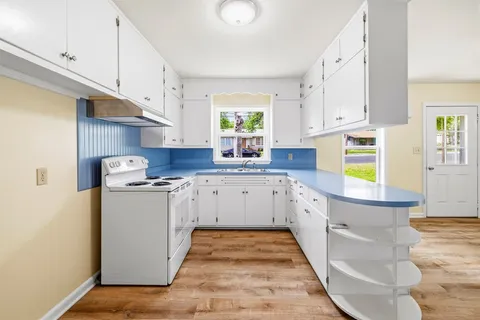 $328,000 | 304 West Live Oak Street, Fredericksburg, TX 78624