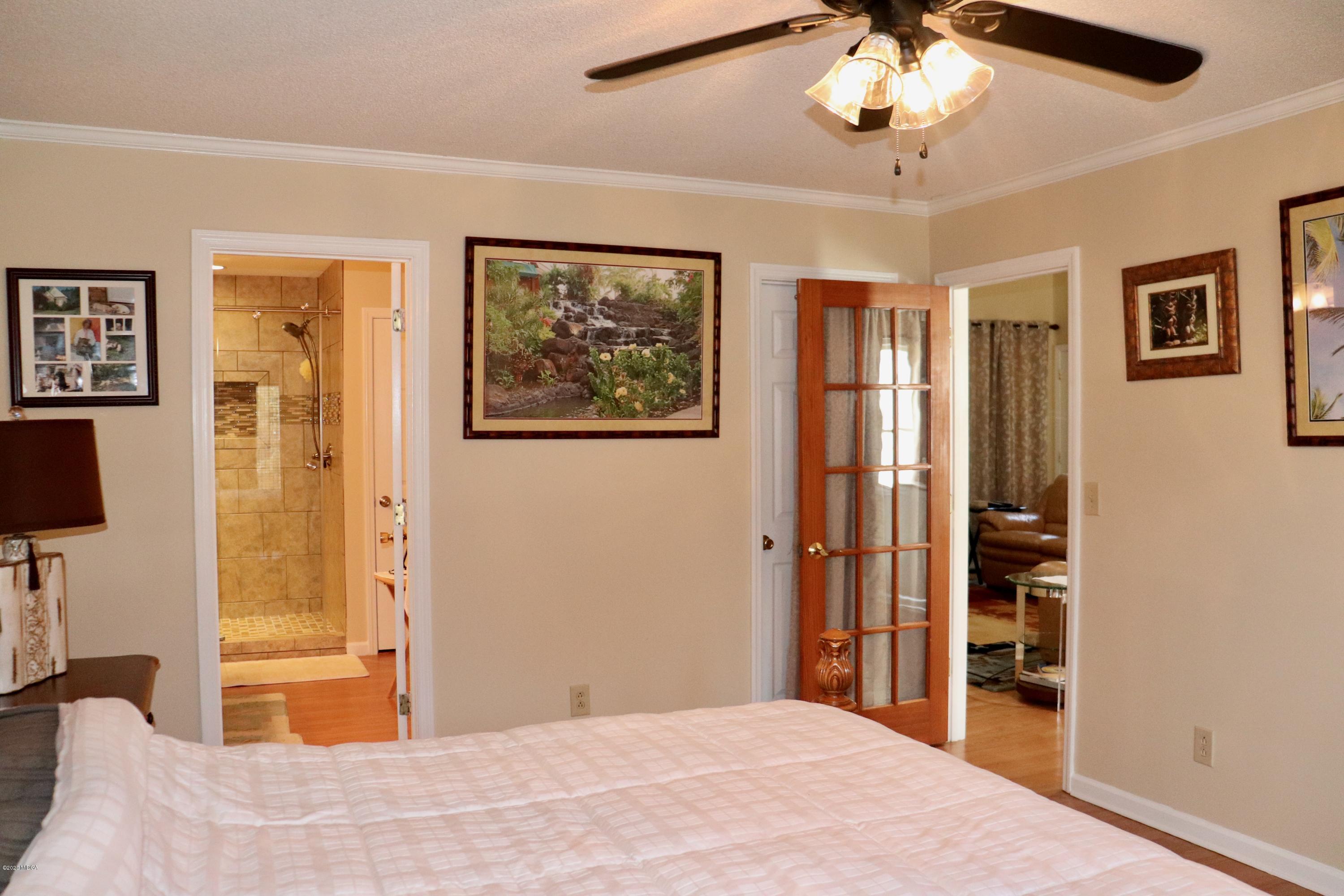 130 Springfield Boulevard Macon, GA 31210 - Photo 14 of 23 14-MASTER BEDROOM 3
