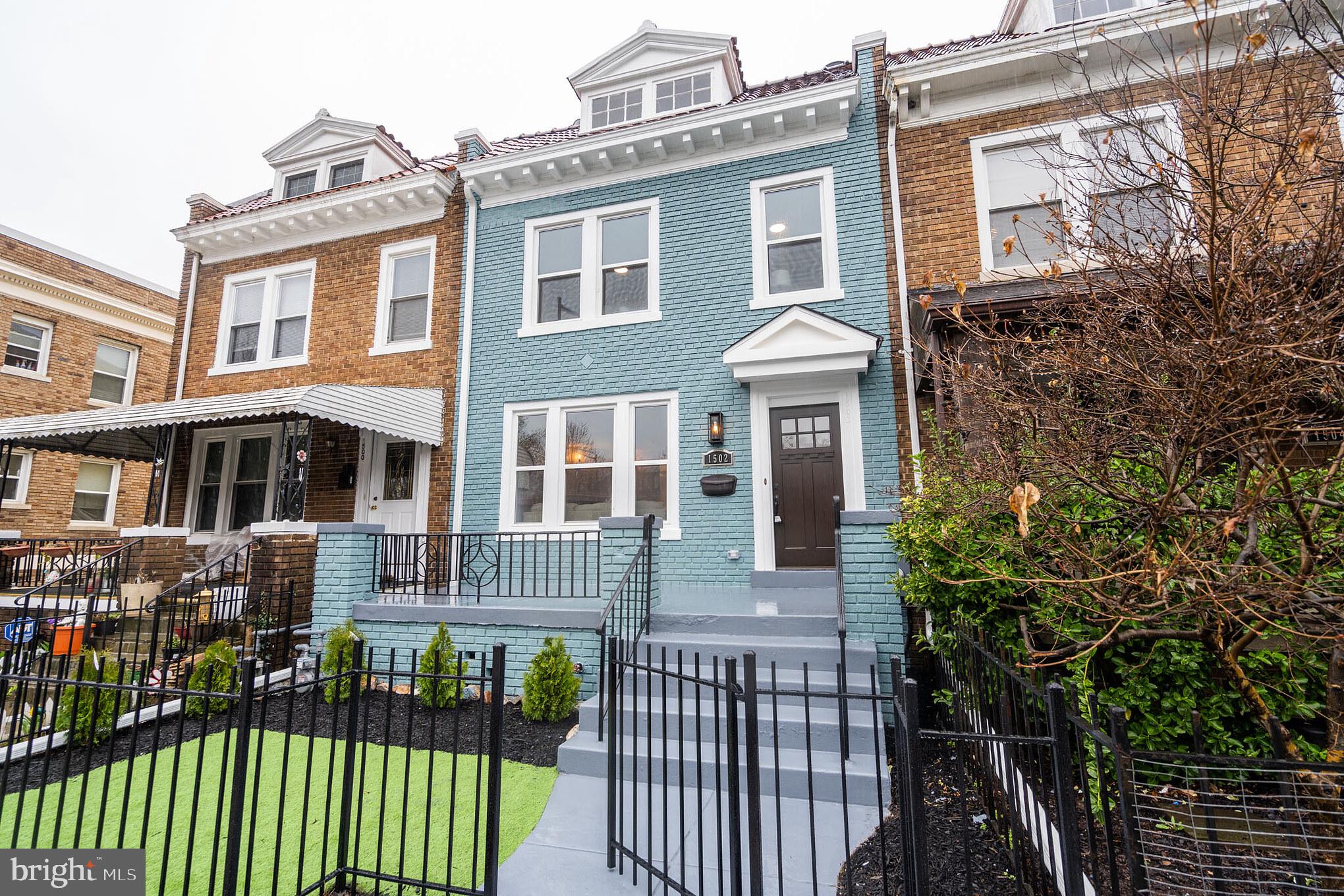 1502 Spring Place Northwest Washington, DC 20010 - Photo 3 of 35 Gallery Image 3