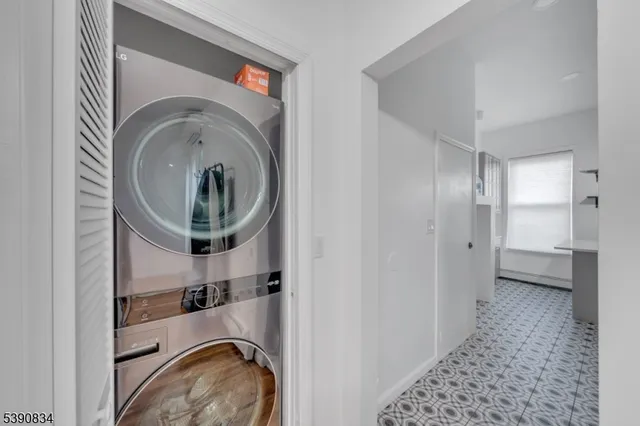 $3,300 | 13 2nd Avenue, Newark, NJ 07104