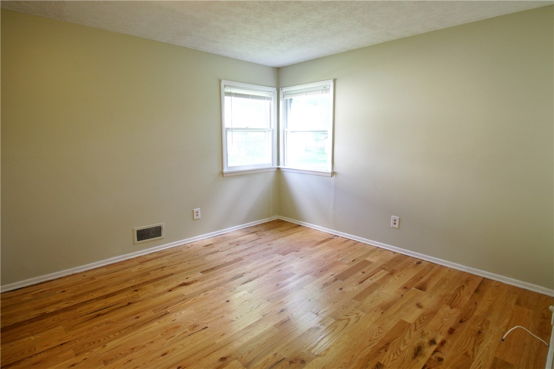 45 Brighton Park Rochester, NY 14620 - Photo 16 of 24 Gallery Image 16