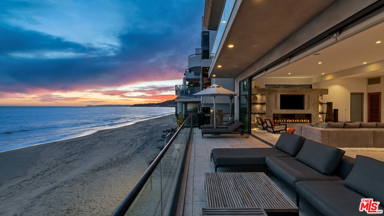 25250 Malibu Road Malibu, CA 90265 - Photo 3 of 66