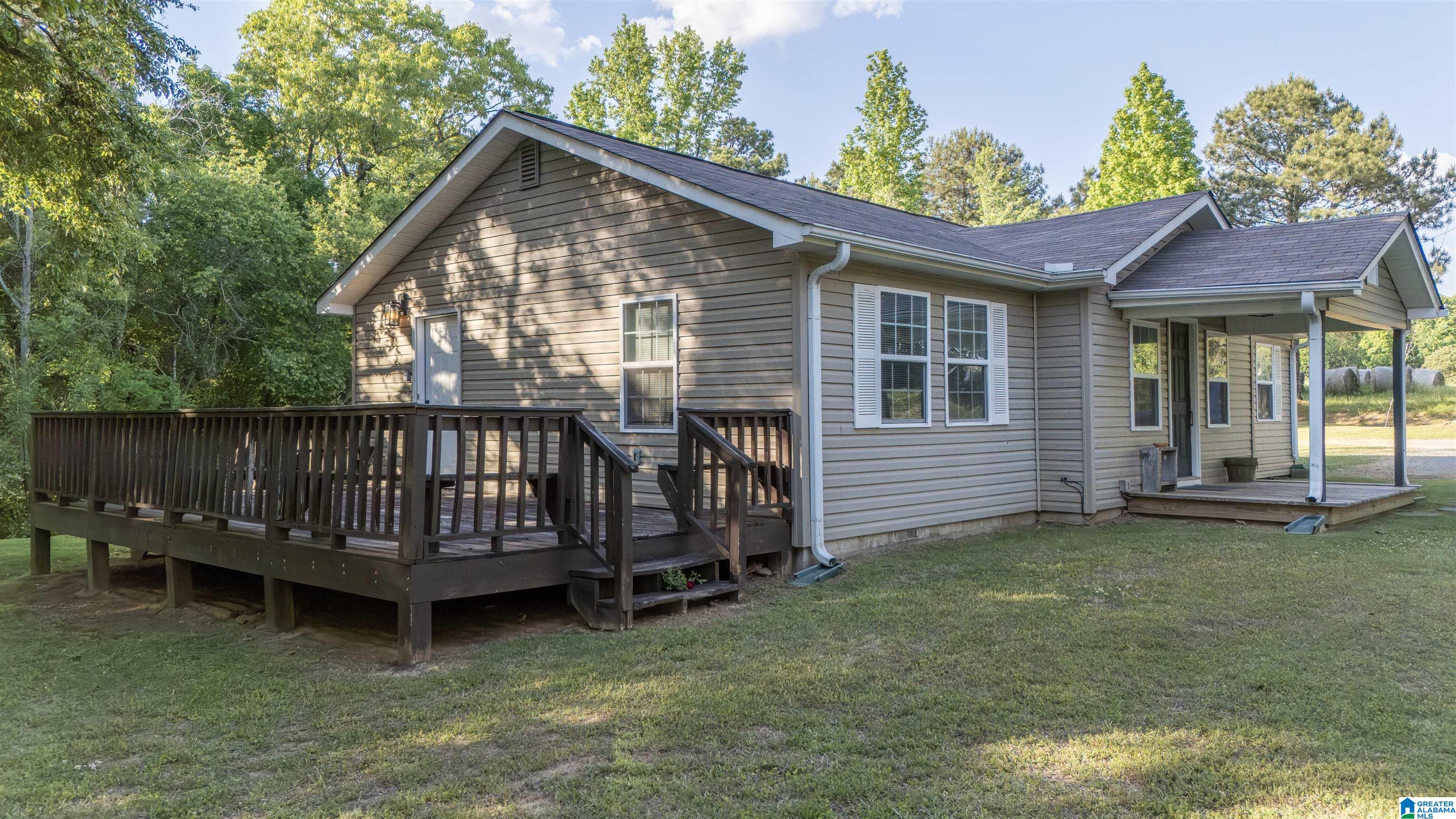 314 County Highway 27 Oneonta, AL 35121 - Photo 2 of 22