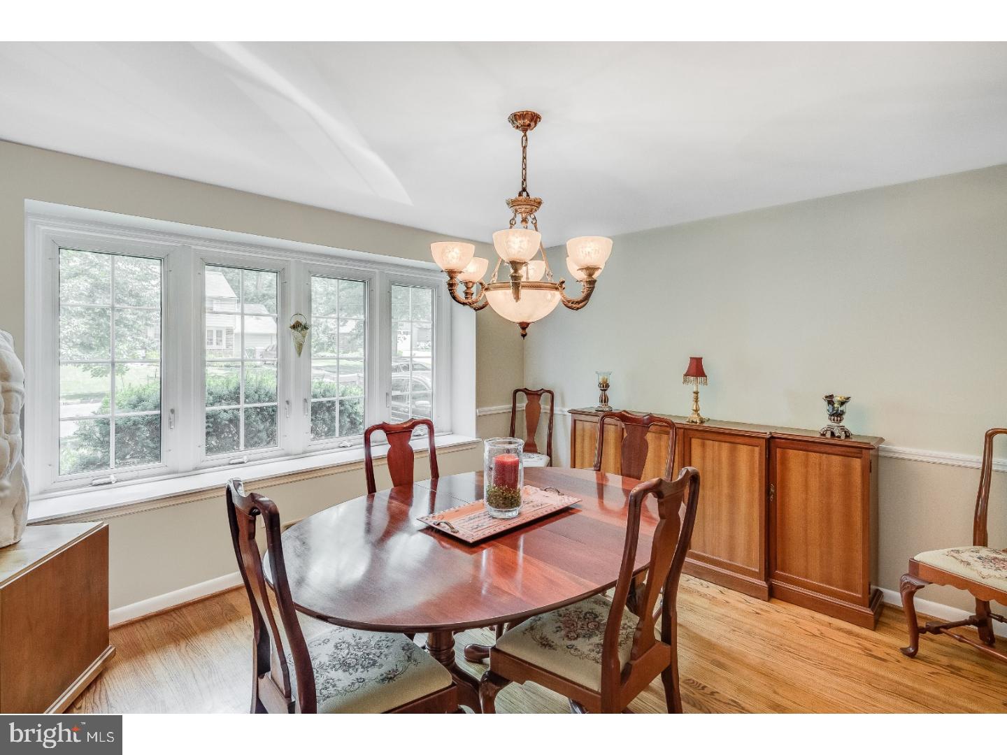 185 Pearl Croft Road Cherry Hill, NJ 08034 - Photo 5 of 24 Gallery Image 5