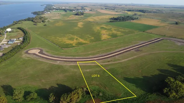 $74,900 | Lot 6 Oak Creek Circle, Big Stone City, SD 57216