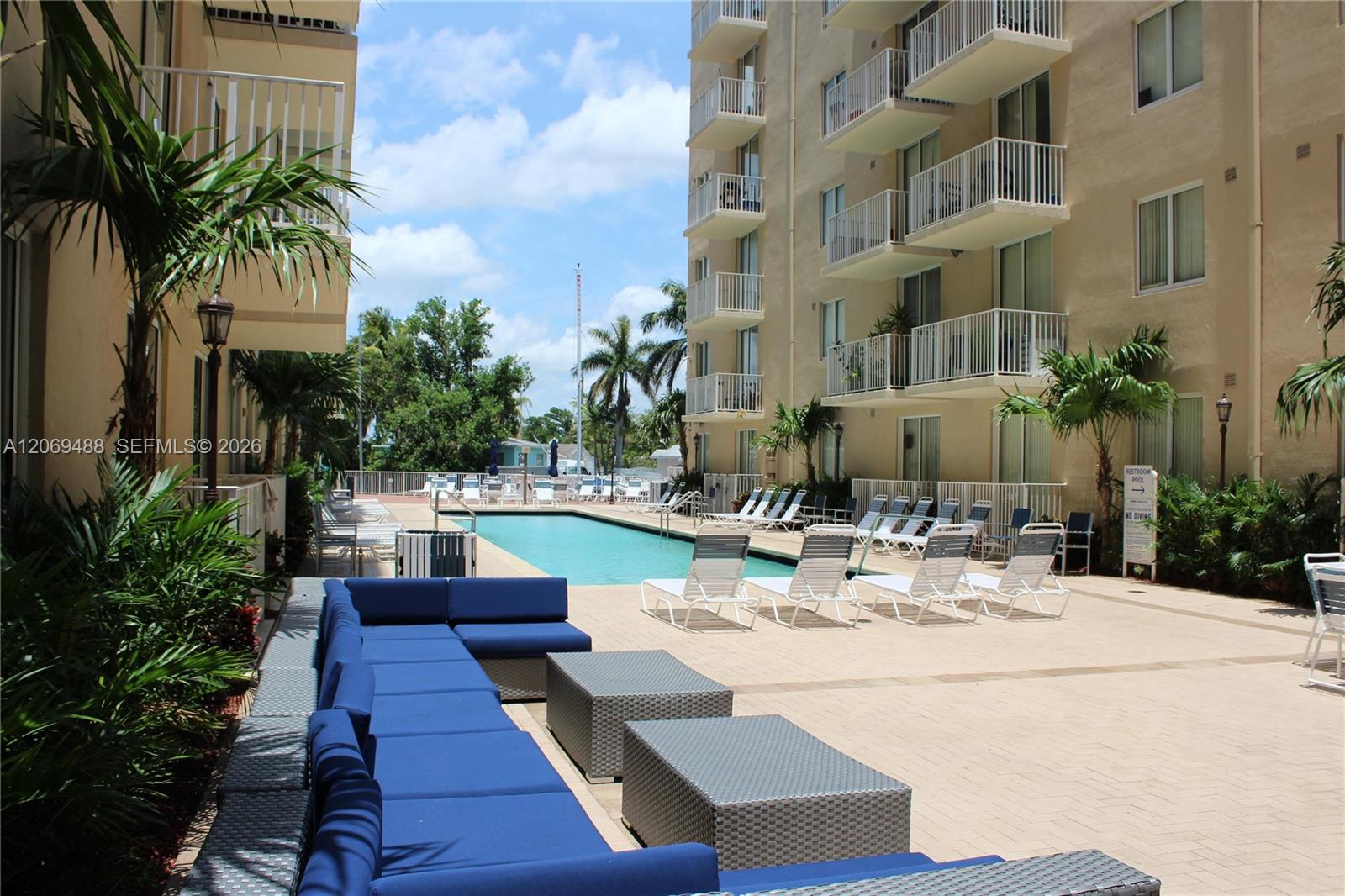 2601 Northwest 16th St Road, Unit 637 Miami, FL 33125 - Photo 5 of 6 Gallery Image 5