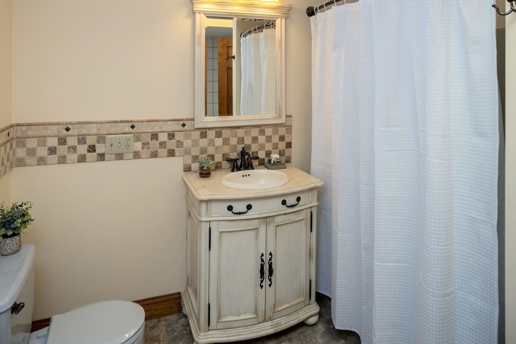 25 Dukes Brook Road Plympton, MA 02367 - Photo 20 of 35