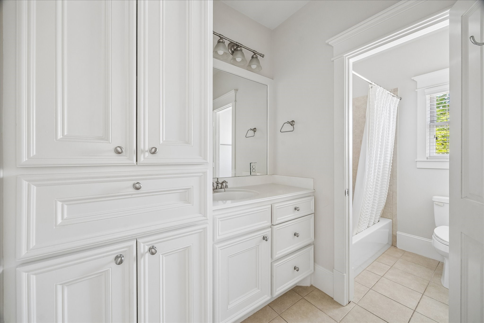 1534 Nicholson Street Houston, TX 77008 - Photo 27 of 31