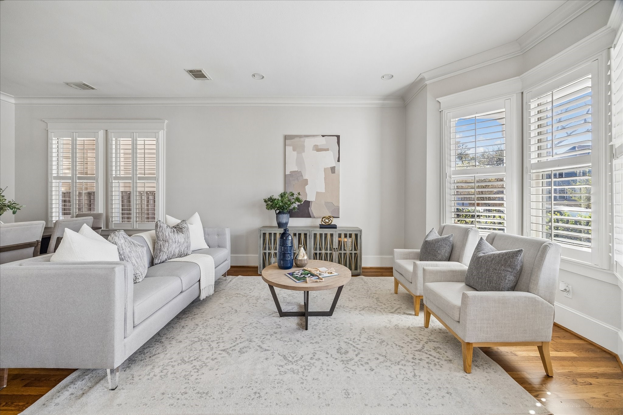 1534 Nicholson Street Houston, TX 77008 - Photo 8 of 31