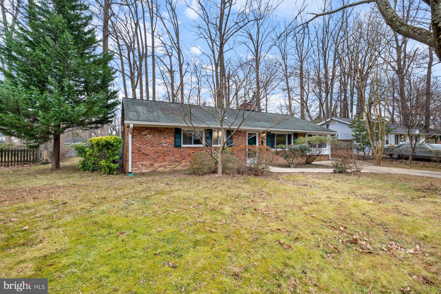 7119 Catlett Street Springfield, VA 22151 - Photo 3 of 25