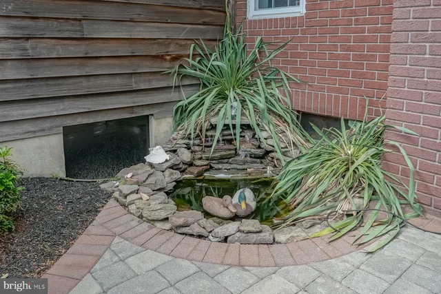 $899,900 | 329 Lakedale Road, Berlin, NJ 08009