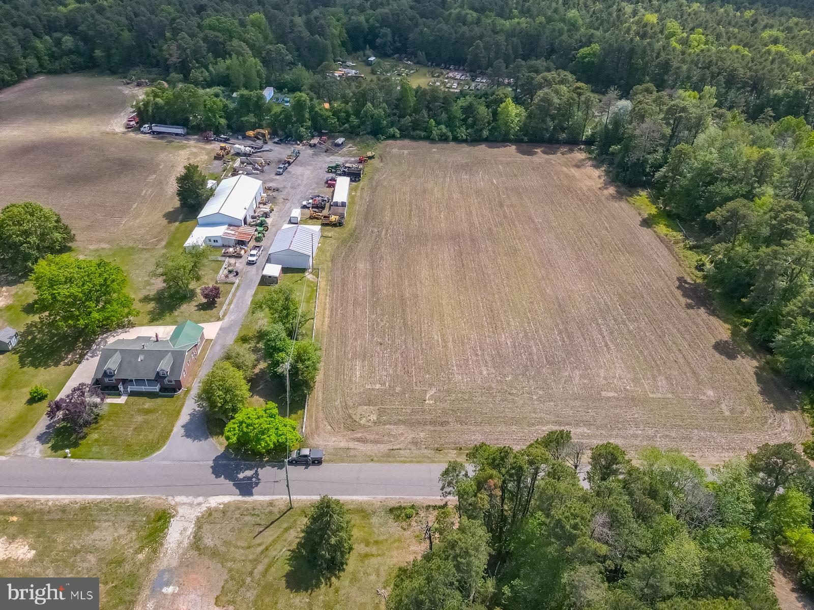 329 Lakedale Road Berlin, NJ 08009 - Photo 7 of 63 an aerial view of a house with a yard