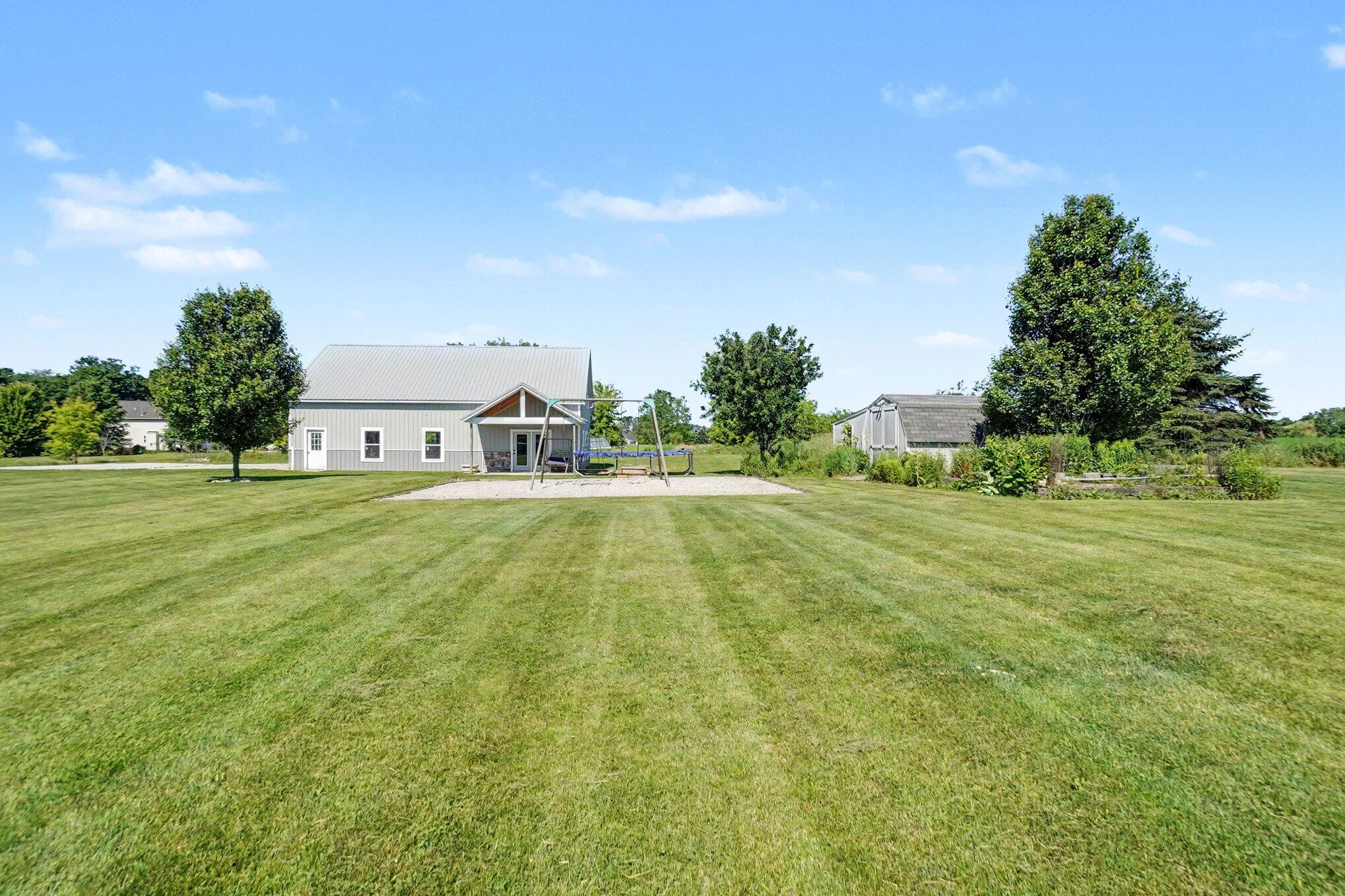 4913 Daisy Way Fremont, MI 49412 - Photo 29 of 48 030_file_7272